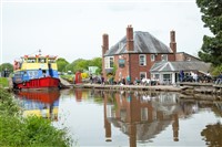 Exeter Canal Cruise & Free time